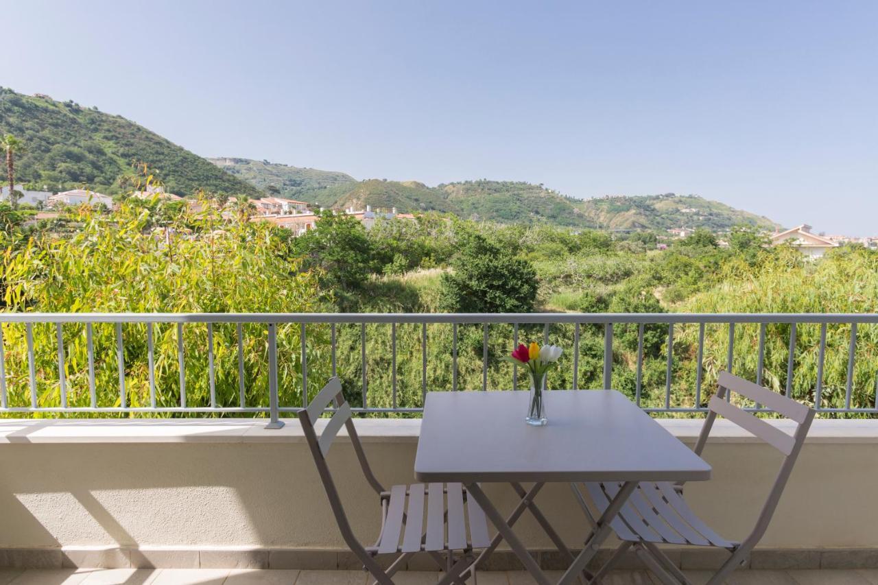 Borgo Degli Dei - Affittacamere Poseidone 파르겔리아 외부 사진