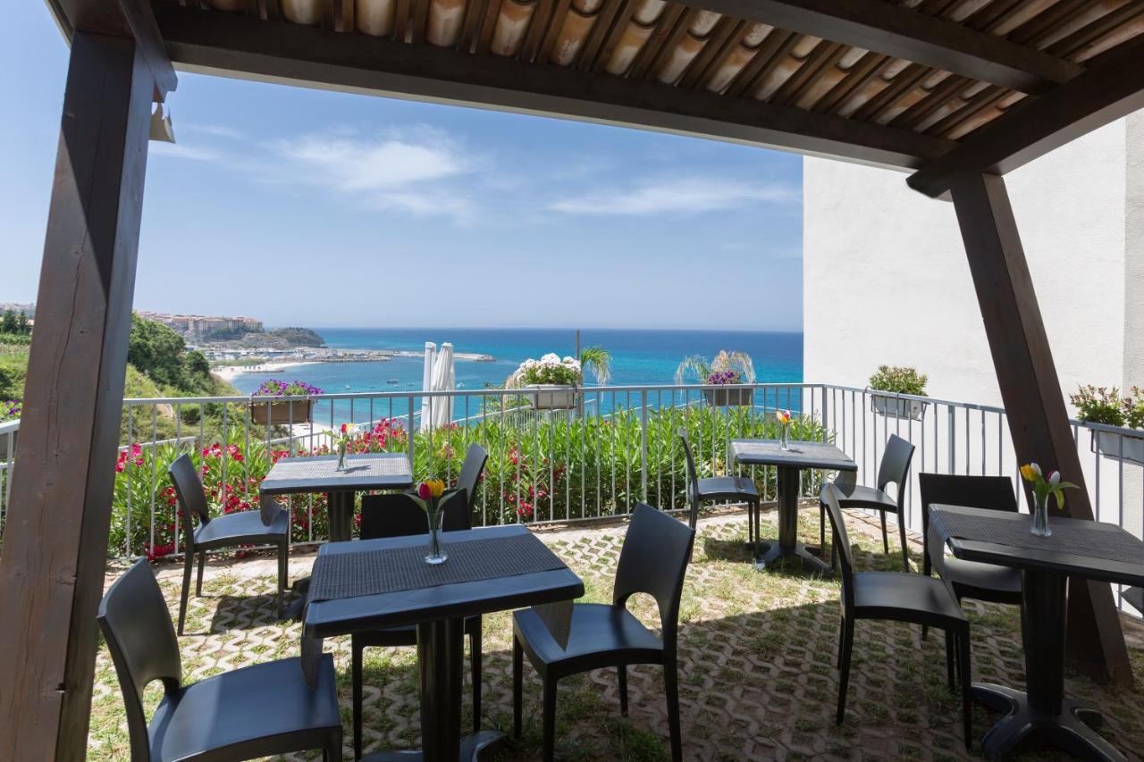 Borgo Degli Dei - Affittacamere Poseidone 파르겔리아 외부 사진